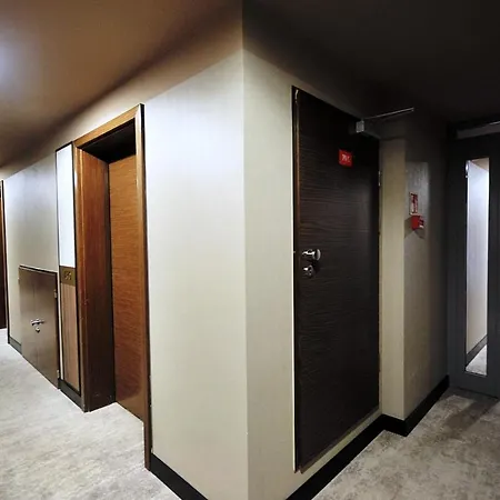 119 W Pieciogwiazdkowym Royal Tulip Plaza Tuz Tuz Dobruk 코워브제크