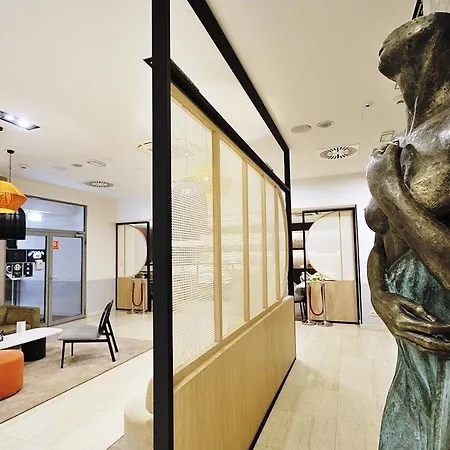 119 W Pieciogwiazdkowym Royal Tulip Plaza Tuz Tuz Dobruk * Kolobřeh