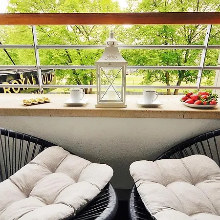 아파트 119 W Pieciogwiazdkowym Royal Tulip Plaza Tuz Tuz Dobruk 코워브제크