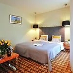 119 W Pieciogwiazdkowym Royal Tulip Plaza Tuz Tuz Dobruk Apartmán