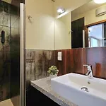 119 W Pieciogwiazdkowym Royal Tulip Plaza Tuz Tuz Dobruk Lägenhet