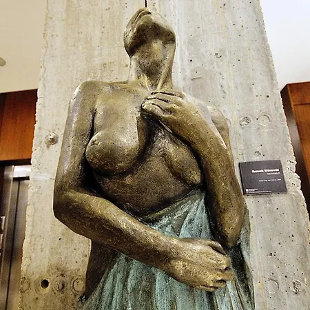 Apartman 119 W Pieciogwiazdkowym Royal Tulip Plaza Tuz Tuz Dobruk *