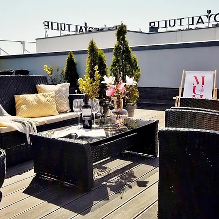 119 W Pieciogwiazdkowym Royal Tulip Plaza Tuz Tuz Dobruk Апартаменти