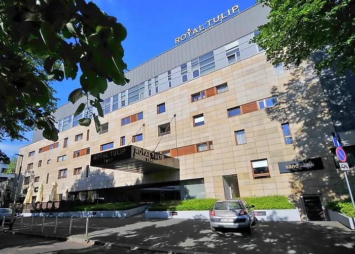 119 W Pieciogwiazdkowym Royal Tulip Plaza Tuz Tuz Dobruk דירה *