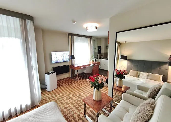 119 W Pieciogwiazdkowym Royal Tulip Plaza Tuz Tuz Dobruk דירה *